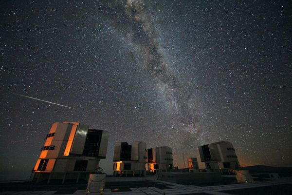 2010 Perseids Meteor Shower over the VLT