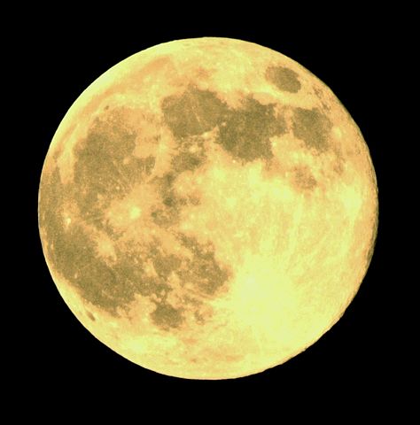 Supermoon 2013 photo by Rangilo Gujarati. License: CC BY-SA 3.0.